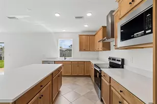 372 Hillshire Pl, Spring Hill, FL 34609 - Photo 34