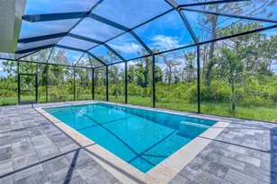 24 Medalist Cir, Rotonda West, FL 33947 - Photo 8