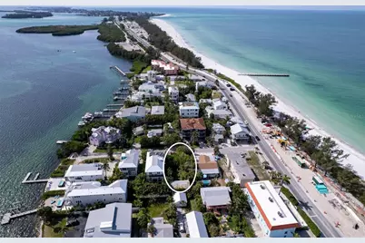 106 S 11th, Bradenton Beach, FL 34217 - Photo 12