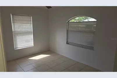 2325 16th Avenue Circle E, Palmetto, FL 34221 - Photo 2