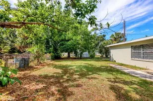 1622 29th St, Sarasota, FL 34234 - Photo 24