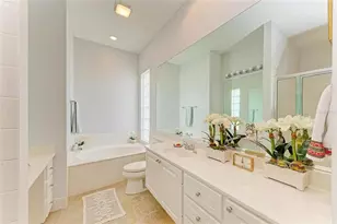 5827 Benevento Dr, Sarasota, FL 34238 - Photo 28