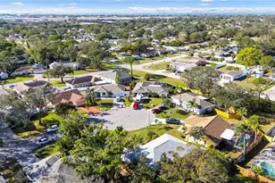 911 Wee Burn Pl, Sarasota, FL 34243 - Photo 46