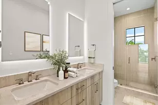 524 Halyard Ln, Longboat Key, FL 34228 - Photo 38