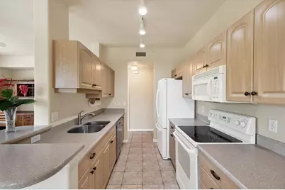 4215 Vicenza Drive #B1, Venice, FL 34293 - Photo 12