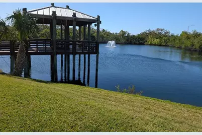 5716 12th Avenue W #5716, Bradenton, FL 34209 - Photo 8