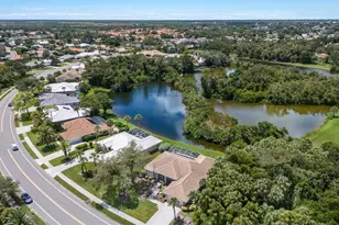 498 Lake of the Woods Dr, Venice, FL 34293 - Photo 40