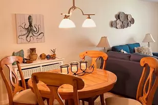 9330 Clubside Cir, Sarasota, FL 34238 - Photo 6