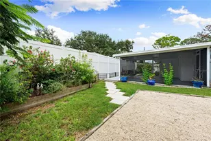 1911 Upper Beechwood Ave, Sarasota, FL 34231 - Photo 42