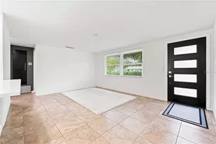 1911 Upper Beechwood Ave, Sarasota, FL 34231 - Photo 16