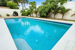 1911 Upper Beechwood Ave, Sarasota, FL 34231 - Photo 36