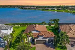 7948 Grande Shores Dr, Sarasota, FL 34240 - Photo 1