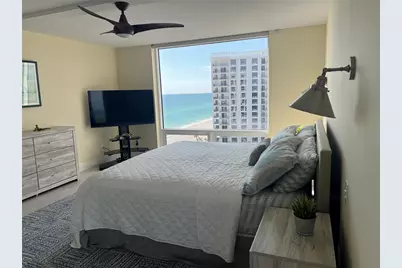 2425 Gulf Of Mexico Drive #11F, Longboat Key, FL 34228 - Photo 14