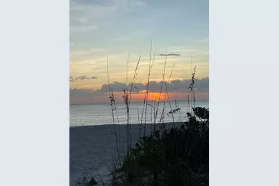 2425 Gulf Of Mexico Drive #11F, Longboat Key, FL 34228 - Photo 32
