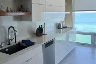 2425 Gulf Of Mexico Dr, Longboat Key, FL 34228 - Photo 4