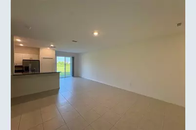 11209 E 65th Terrace, Palmetto, FL 34221 - Photo 4