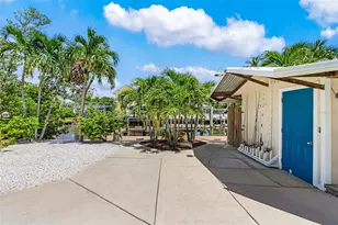 2368 Date St, Saint James City, FL 33956 - Photo 32