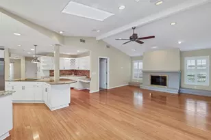 1612 Pine Harrier Cir, Sarasota, FL 34231 - Photo 16