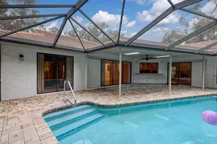 1612 Pine Harrier Cir, Sarasota, FL 34231 - Photo 8