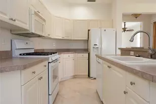 2462 Magnolia Cir, North Port, FL 34289 - Photo 8