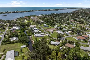 217 Charles Dr, Nokomis, FL 34275 - Photo 12
