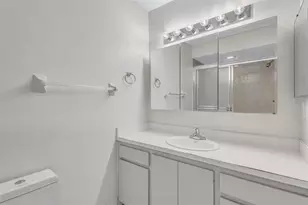 2607 Woodgate Ln, Sarasota, FL 34231 - Photo 26