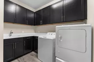 17210 Seaford Wy, Lakewood Ranch, FL 34202 - Photo 32