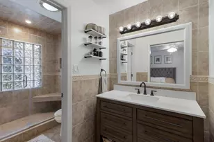 13719 Wilkes Dr, Tampa, FL 33618 - Photo 18