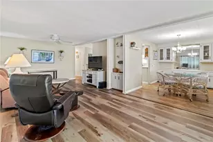 808 53rd Ave E, Bradenton, FL 34203 - Photo 10