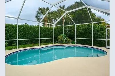 5282 Far Oak Cir, Sarasota, FL 34238 - Photo 2