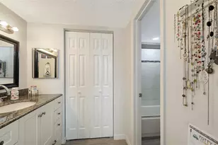 2901 26th St W, Bradenton, FL 34205 - Photo 20