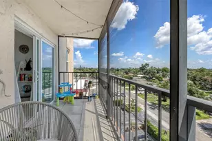 2901 26th St W, Bradenton, FL 34205 - Photo 8