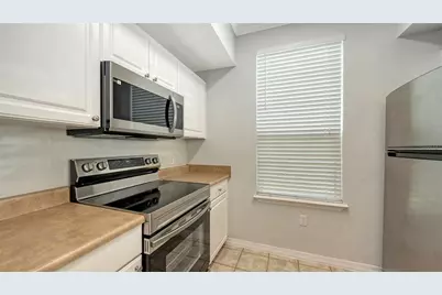 5531 Rosehill Road #103, Sarasota, FL 34233 - Photo 10