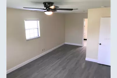 8305 12th Avenue Drive NW, Bradenton, FL 34209 - Photo 12