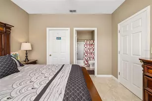 10764 70th Ave, Seminole, FL 33772 - Photo 12