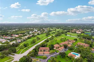 5767 Avista Dr, Sarasota, FL 34243 - Photo 30