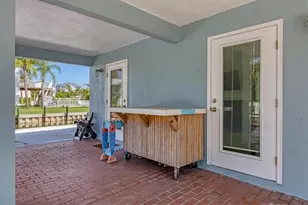 825 Tarawitt Dr, Longboat Key, FL 34228 - Photo 30