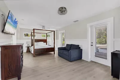 825 Tarawitt Drive, Longboat Key, FL 34228 - Photo 24