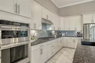 7889 Mainsail Ln, Sarasota, FL 34240 - Photo 32