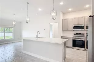 60 Ballenger Ln, Palm Coast, FL 32137 - Photo 12