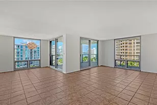 1111 N Gulfstream Ave, Sarasota, FL 34236 - Photo 8