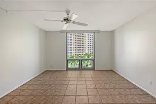1111 N Gulfstream Ave, Sarasota, FL 34236 - Photo 30