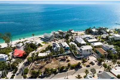 812 N Bay Boulevard, Anna Maria, FL 34216 - Photo 4