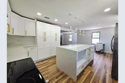 6160 71st Avenue N, Pinellas Park, FL 33781 - Photo 4