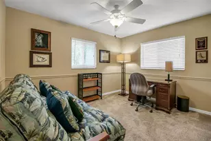 1833 Sandalwood Dr, Sarasota, FL 34231 - Photo 32