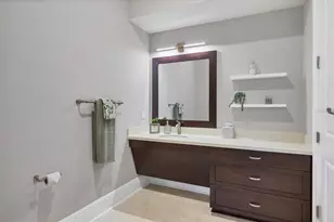 8009 Bounty Ln, Bradenton, FL 34202 - Photo 38