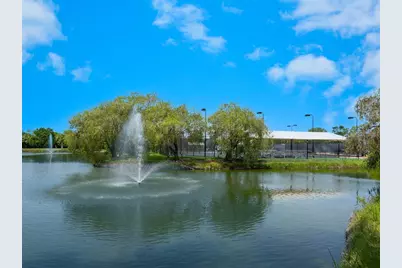 5420 Eagles Point Circle #105, Sarasota, FL 34231 - Photo 52