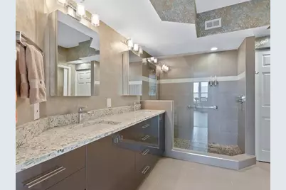 5420 Eagles Point Circle #105, Sarasota, FL 34231 - Photo 24