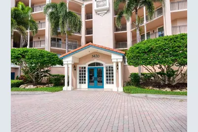 5420 Eagles Point Circle #105, Sarasota, FL 34231 - Photo 4