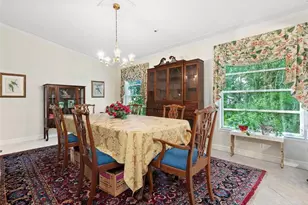 4888 Oak Run Dr, Sarasota, FL 34243 - Photo 8